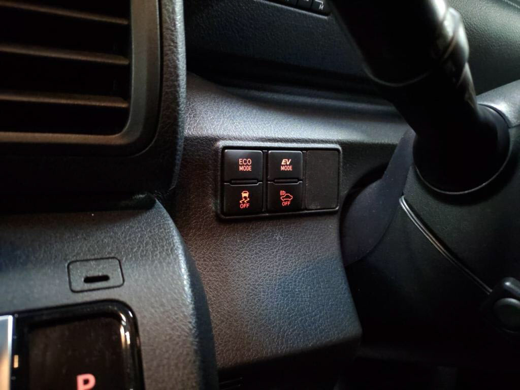 シエンタハイブリッドハイブリッドＧクエロの写真 15