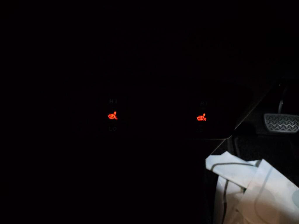 シエンタハイブリッドハイブリッドＧクエロの写真 17