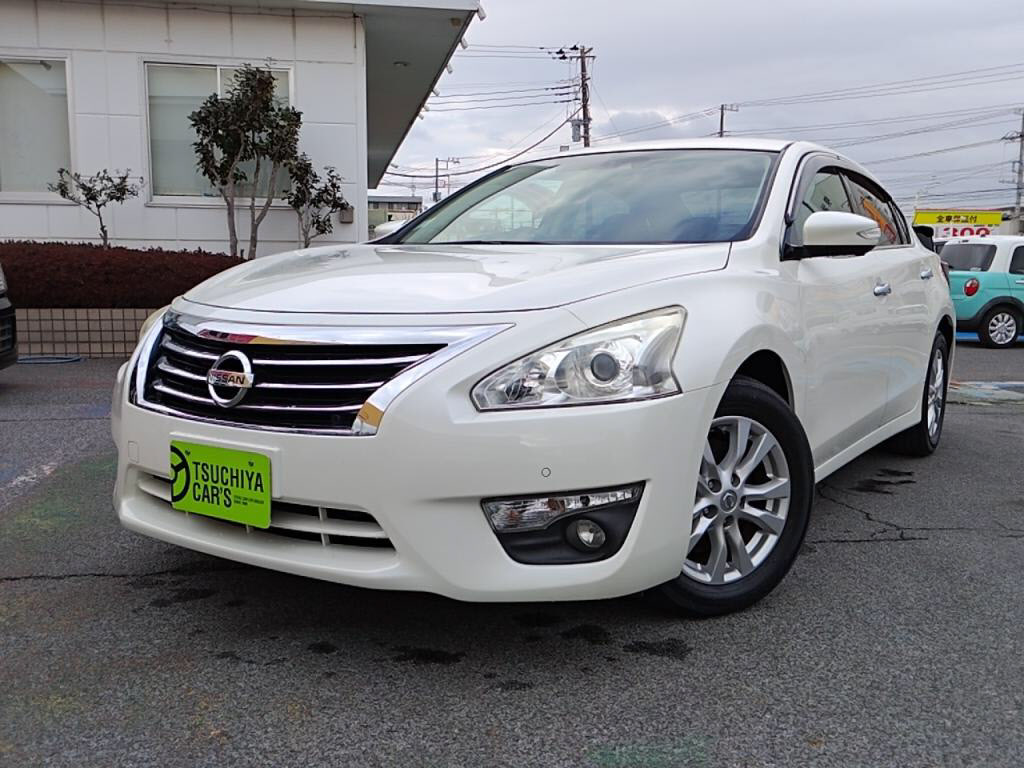 ニッサン　ティアナ　ＸＬナビＡＶＭパッケージ