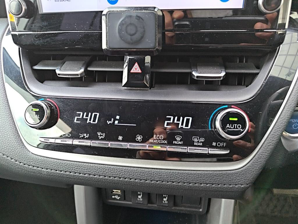 カローラクロスハイブリッドハイブリッドＺの写真 16