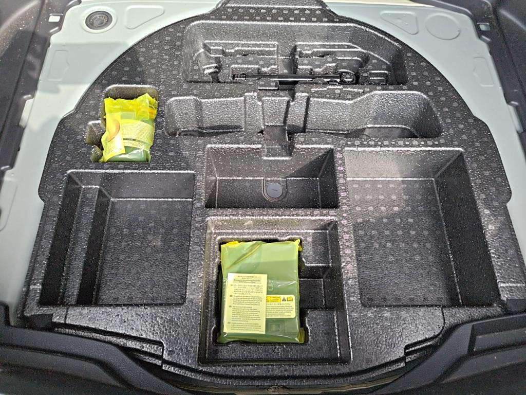 カローラクロスハイブリッドハイブリッドＺの写真 30