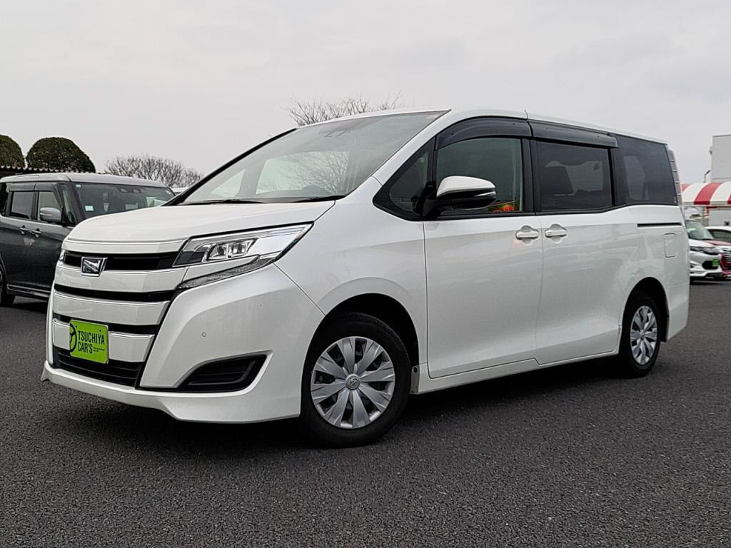 トヨタ　ノア　Ｘ