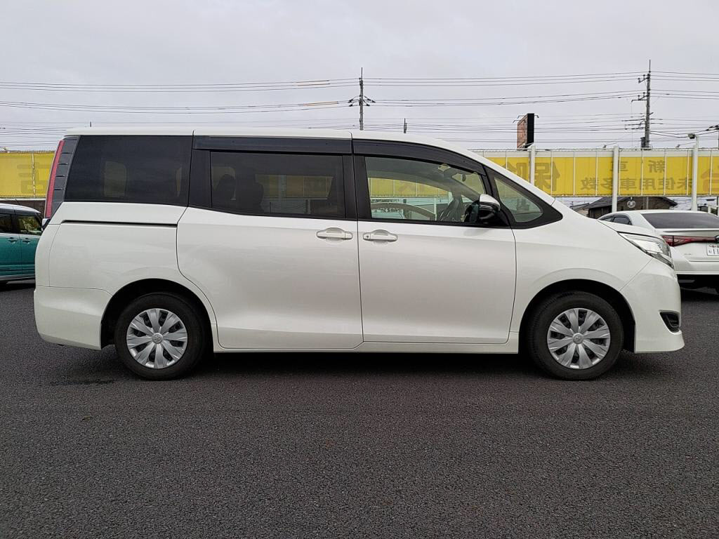 ノアＸの写真 11