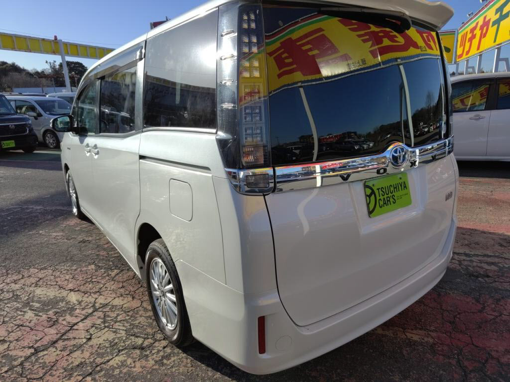 ヴォクシーハイブリッドハイブリッドＶの写真 12