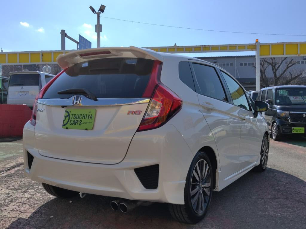 フィットＲＳの写真 2