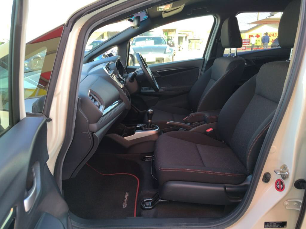 フィットＲＳの写真 21