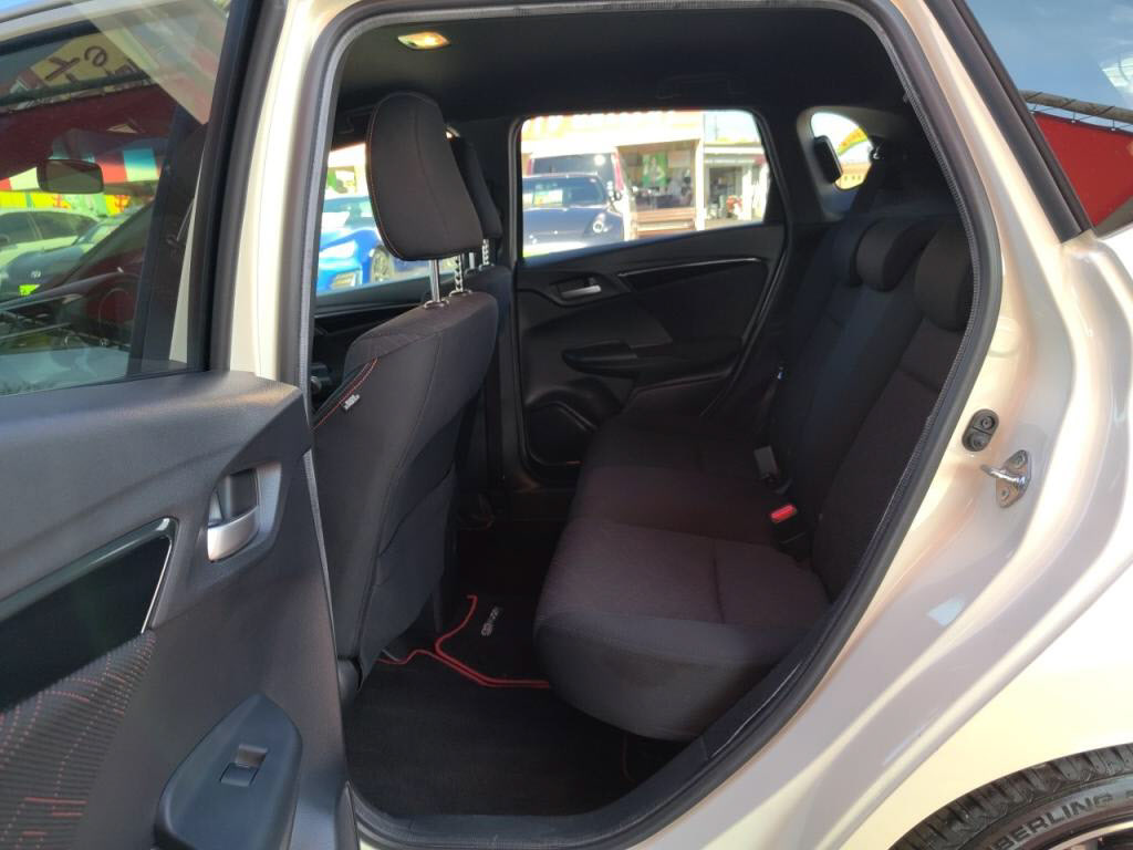 フィットＲＳの写真 22