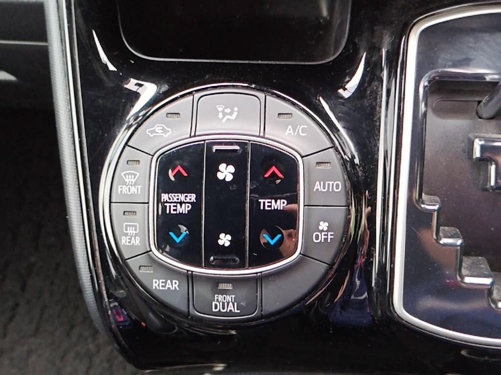 ノアＳｉダブルバイビーの写真 15