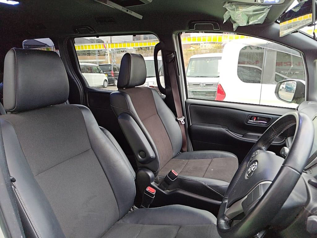 ノアＳｉダブルバイビーの写真 21