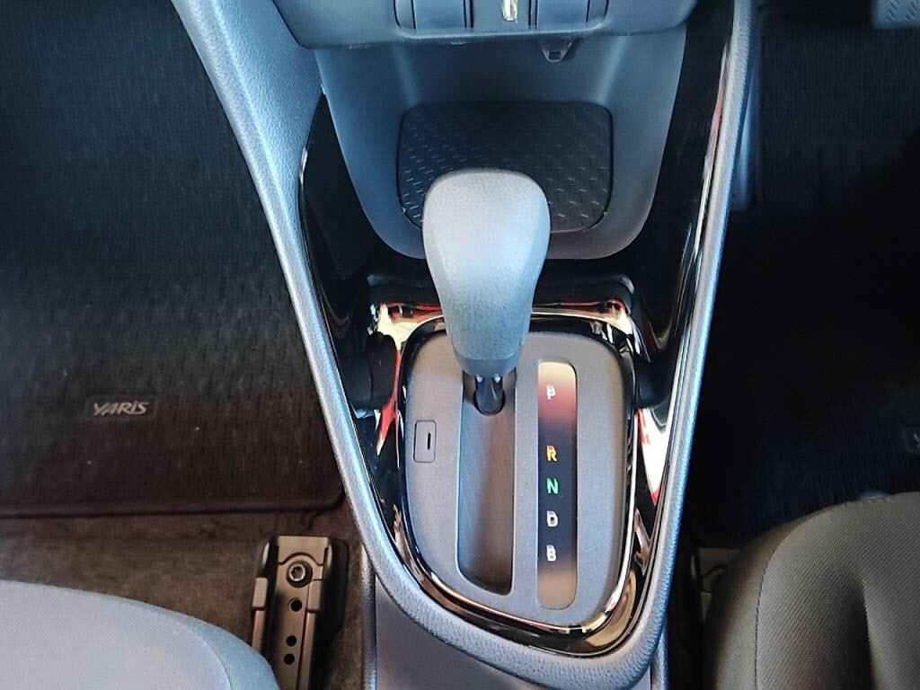 ヤリスＧの写真 16