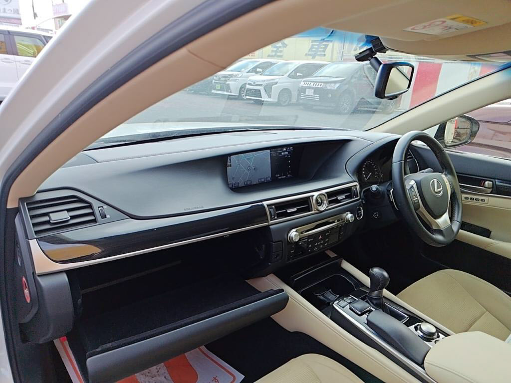 ＧＳハイブリッドＧＳ３００ｈの写真 15