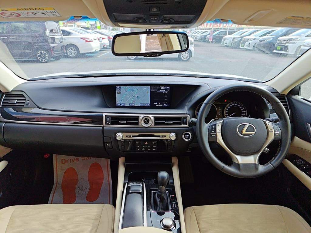 ＧＳハイブリッドＧＳ３００ｈの写真 1